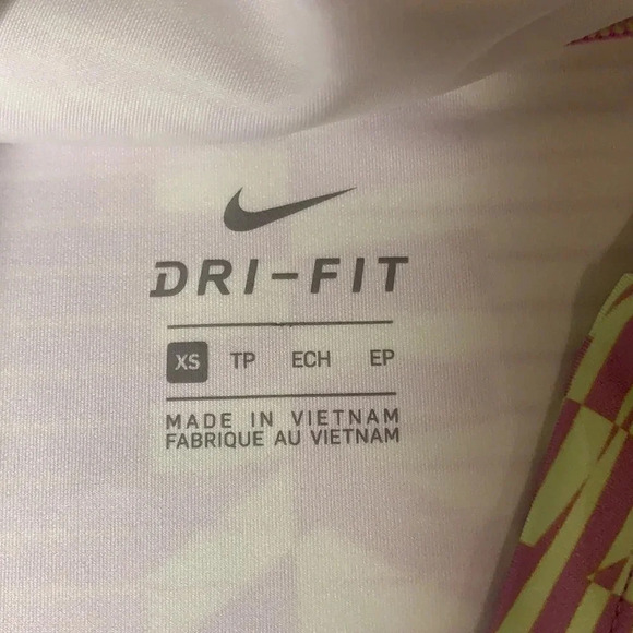 Nike Women’s Athletic Cropped Tank Top Size X-Small NWT - Picture 10 of 11